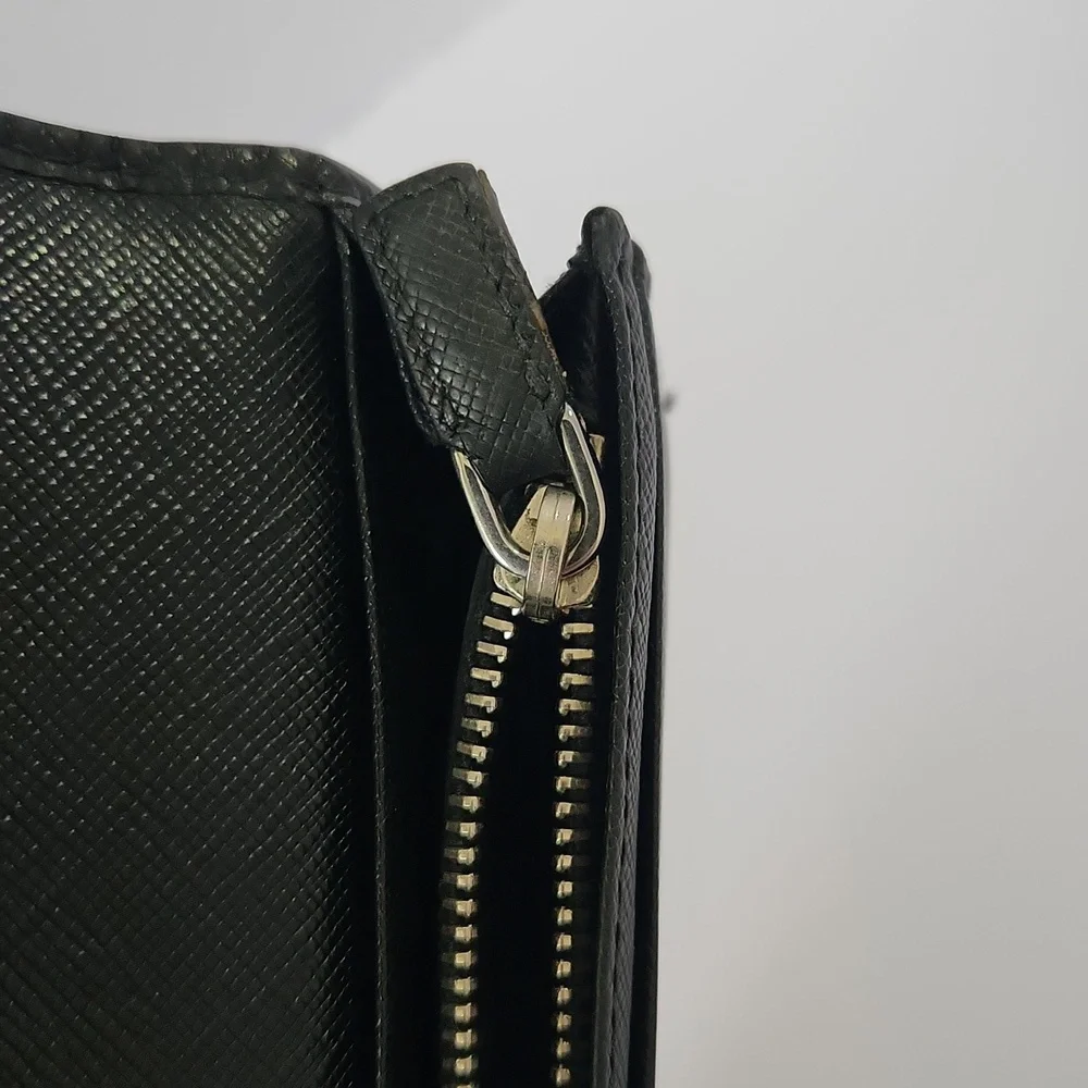 Prada Black Wallet - Picture 8 of 14